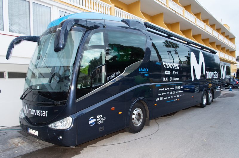 Imagen de la noticia ‛A quick look to the 2020 Movistar Team bus’