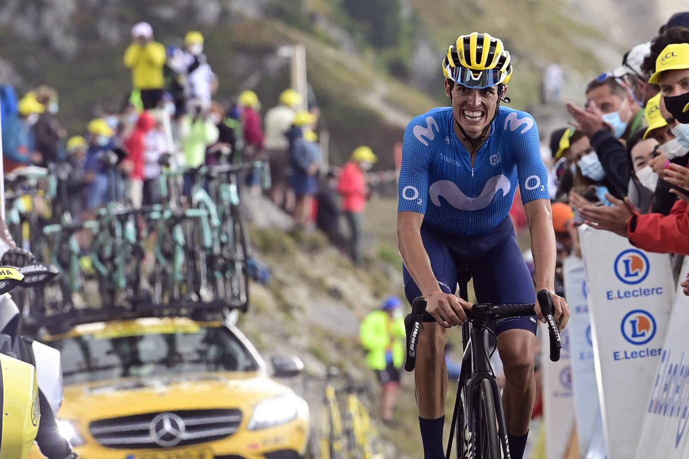Enric Mas (6th) continues strong in TDF's brutal Loze test | Movistar Team