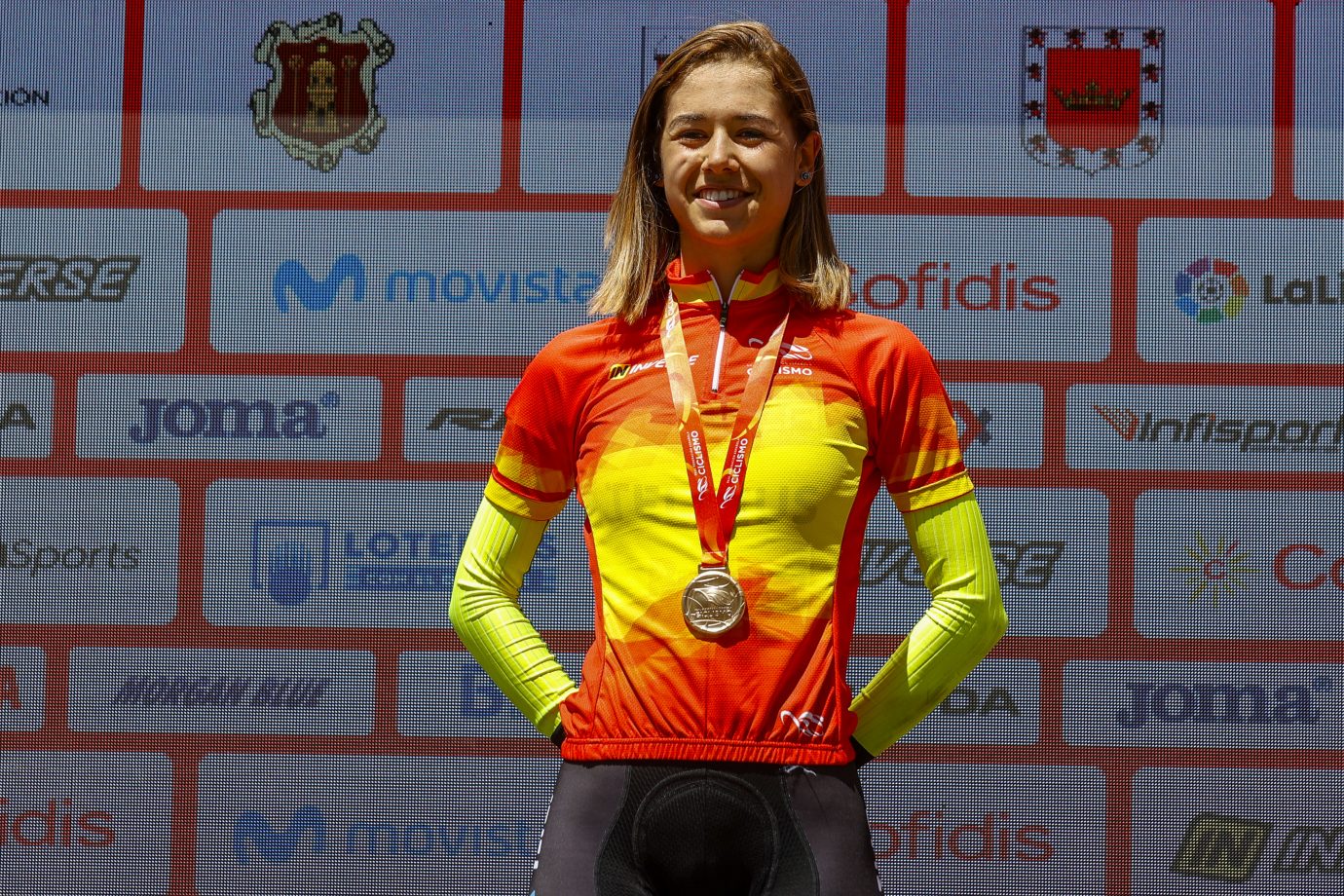 Sara Martín en el podio de los Campeonatos de España
