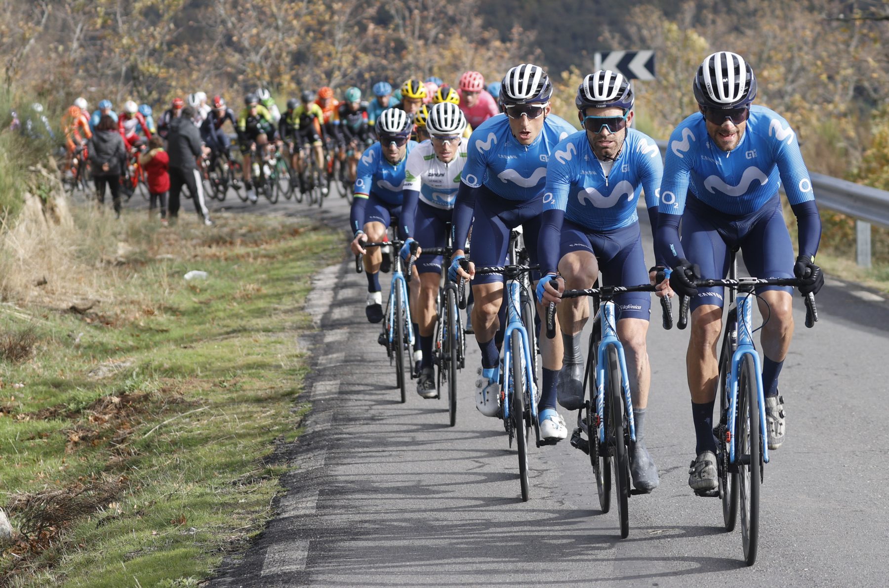 News' image‛Enric Mas y Movistar Team sellan una Vuelta de gran esfuerzo en equipo’