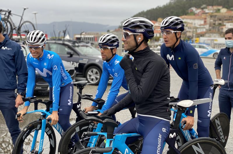 Imagen de la noticia ‛Movistar Team inspects crucial La Vuelta ITT up Ézaro’