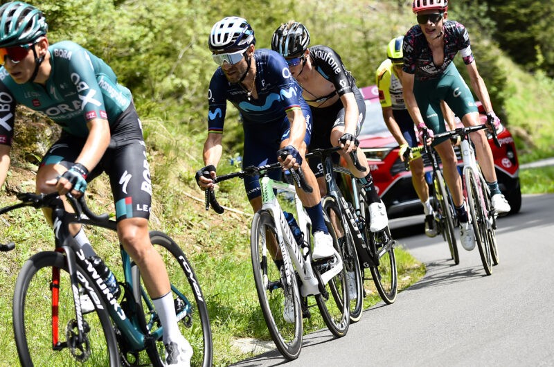 News' image‛Valverde (5º), en fuga y entre los favoritos, vuelve a ser pura raza en el Mortirolo’