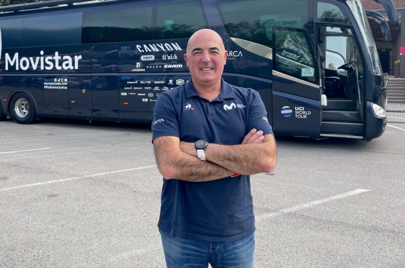 Imagen de la noticia ‛An in-depth look at the Movistar Team bus, with Iñaki Aranguren (in Spanish)’
