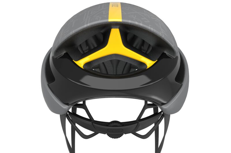 Imagen de la noticia ‛Movistar Team to ride with Nordic-inspired Abus helmets at 2022 Tour de France Grand Départ’