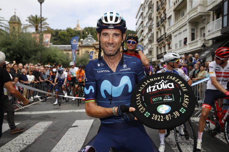 Imagen de la noticia ‛Valverde paid homage at his last Clásica de San Sebastián’