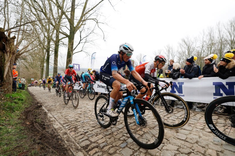 News' image‛Cortina y Lazkano se citan con el ‘Infierno del Norte’, París-Roubaix (domingo 9)’