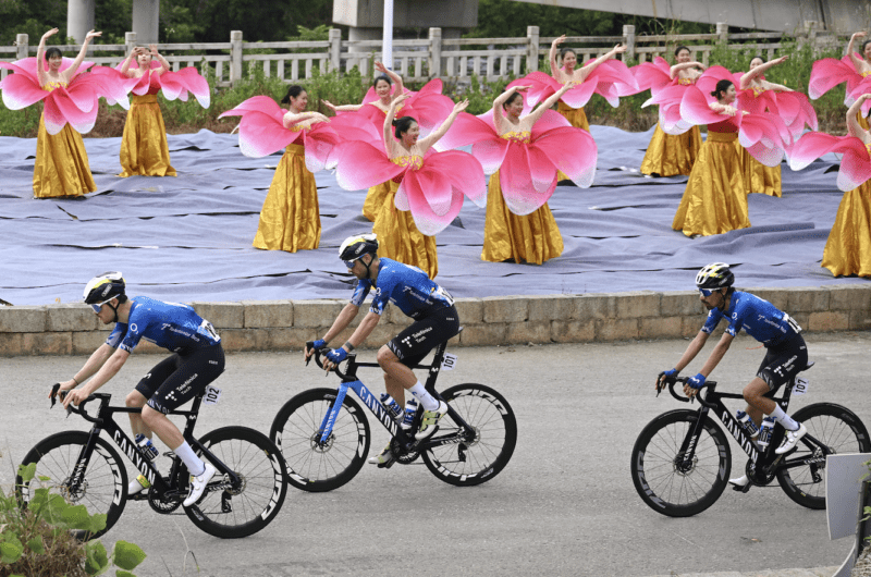 News' image‛Cimolai 6º en el sprint de la 2ª etapa con final en Jingxi’