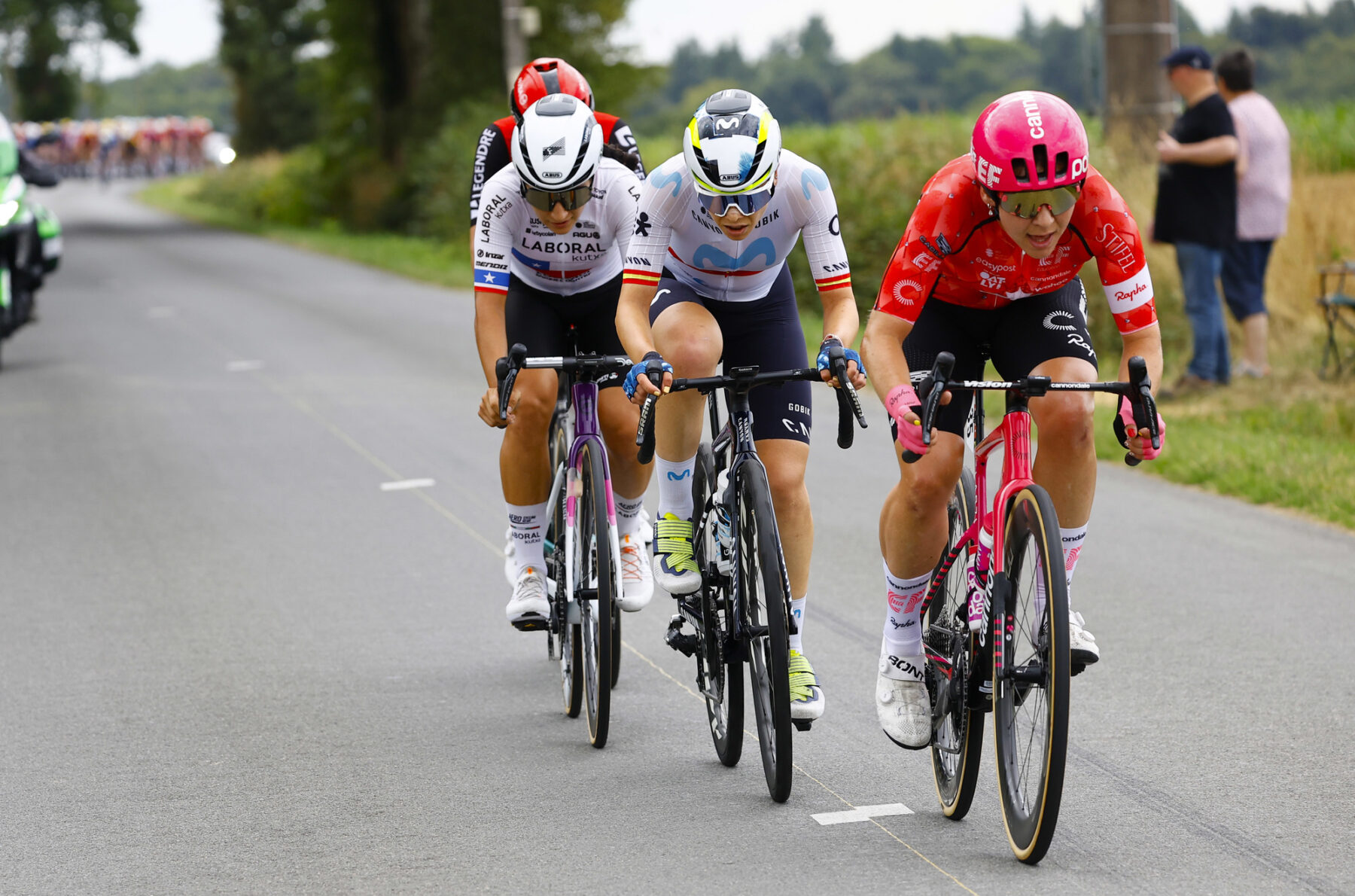 Imagen de la noticia ‛A day of effort and determination: Sara Martín in the breakaway and Liane Lippert in the top 5 of the sprint!’