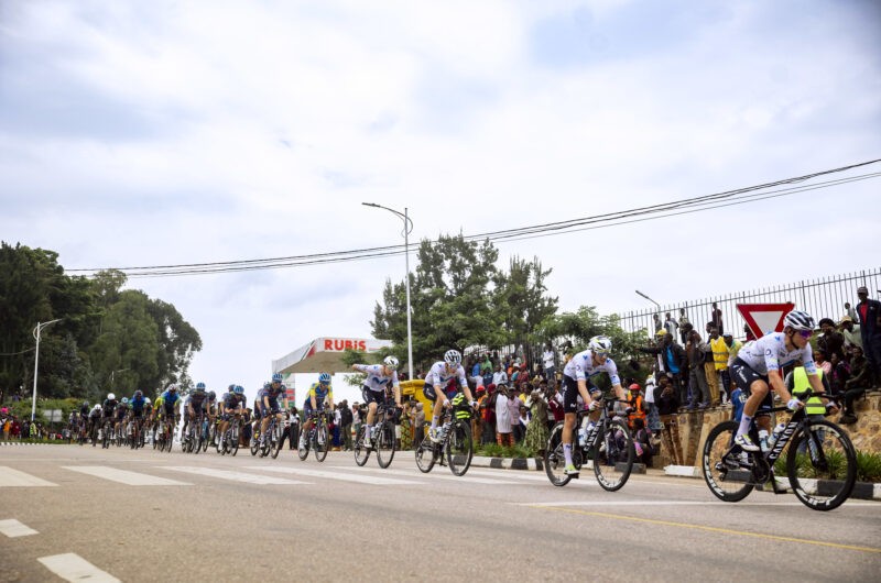 Imagen de la noticia ‛Sebastián Castro moves into the overall top 10 after being part of the day’s breakaway’